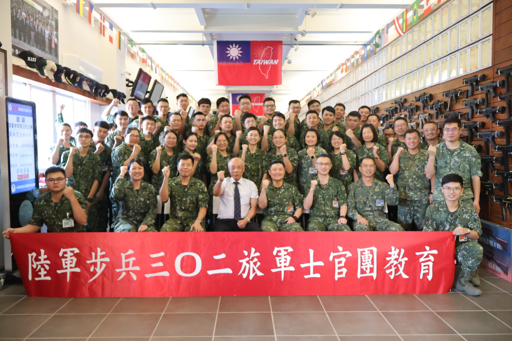 陸軍步兵第302旅軍士官團教育(陸軍步兵第302旅提供)