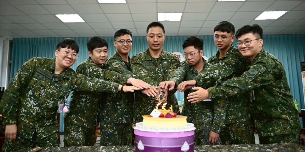 153旅慶生餐會(陸軍步兵第153旅提供)