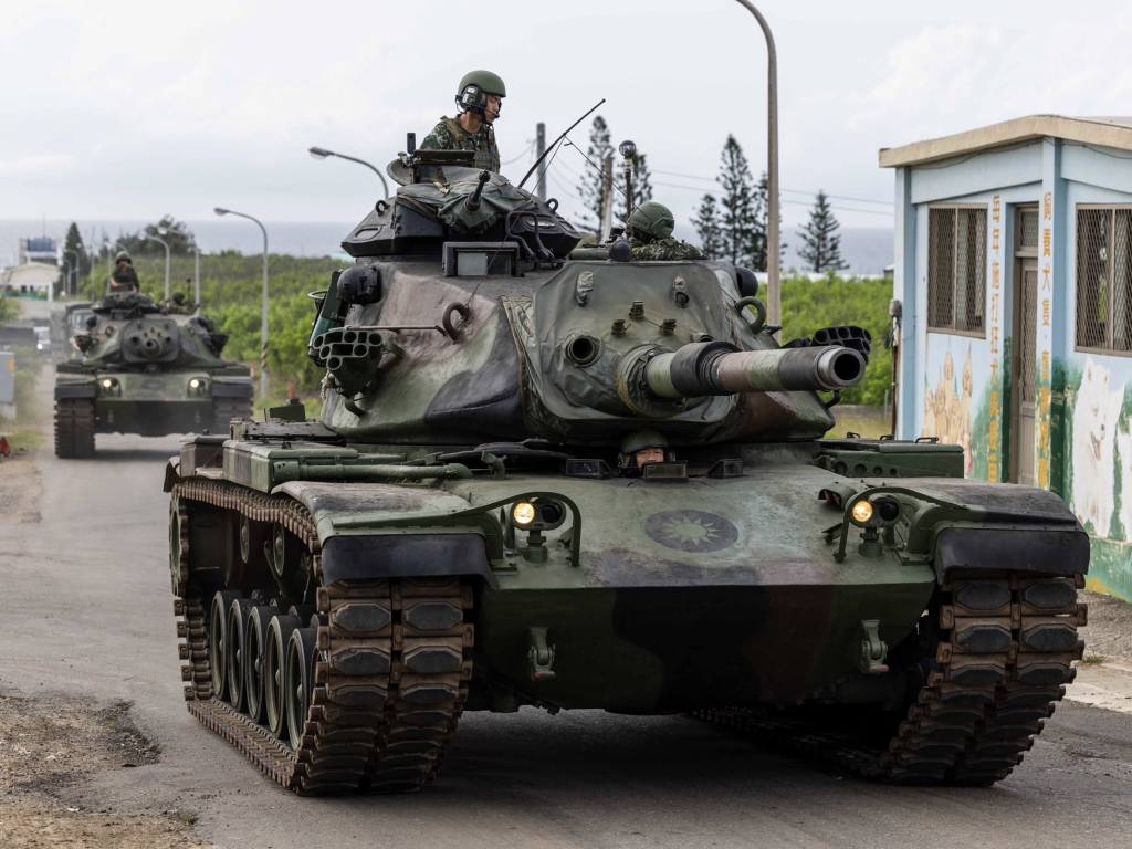 澎防部戰車營戰備偵巡 強化應變能力(陸軍澎湖防衛指揮部戰車營提供)