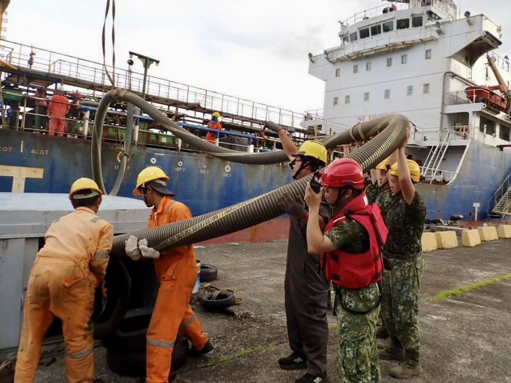 三支部執行油輪進儲作業 強化戰備能量(陸軍第三地區支援指揮部補給油料庫蘇澳油料分庫提供)