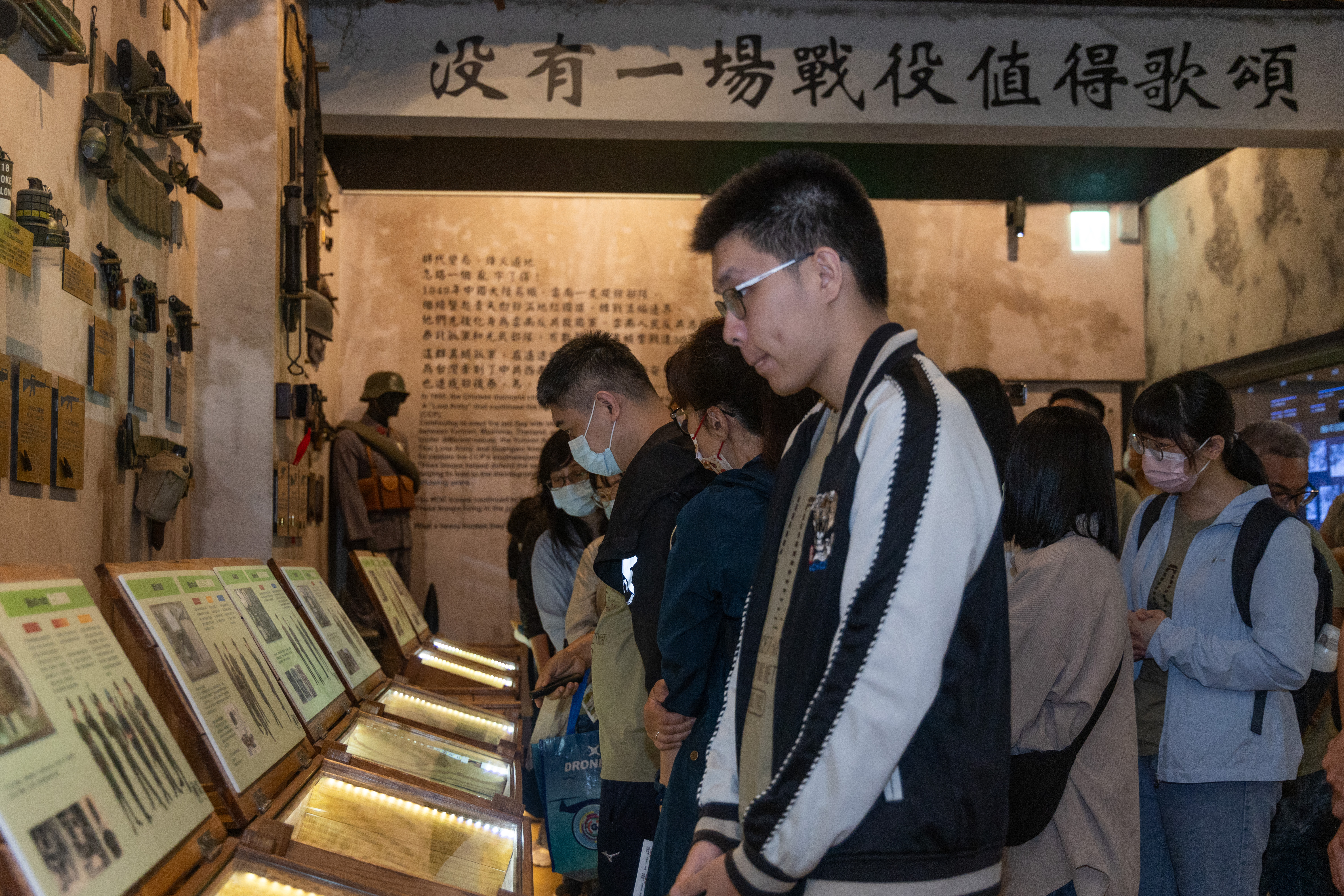 漢聲廣播電臺同仁參訪異域故事館（圖／洪翊暘攝）