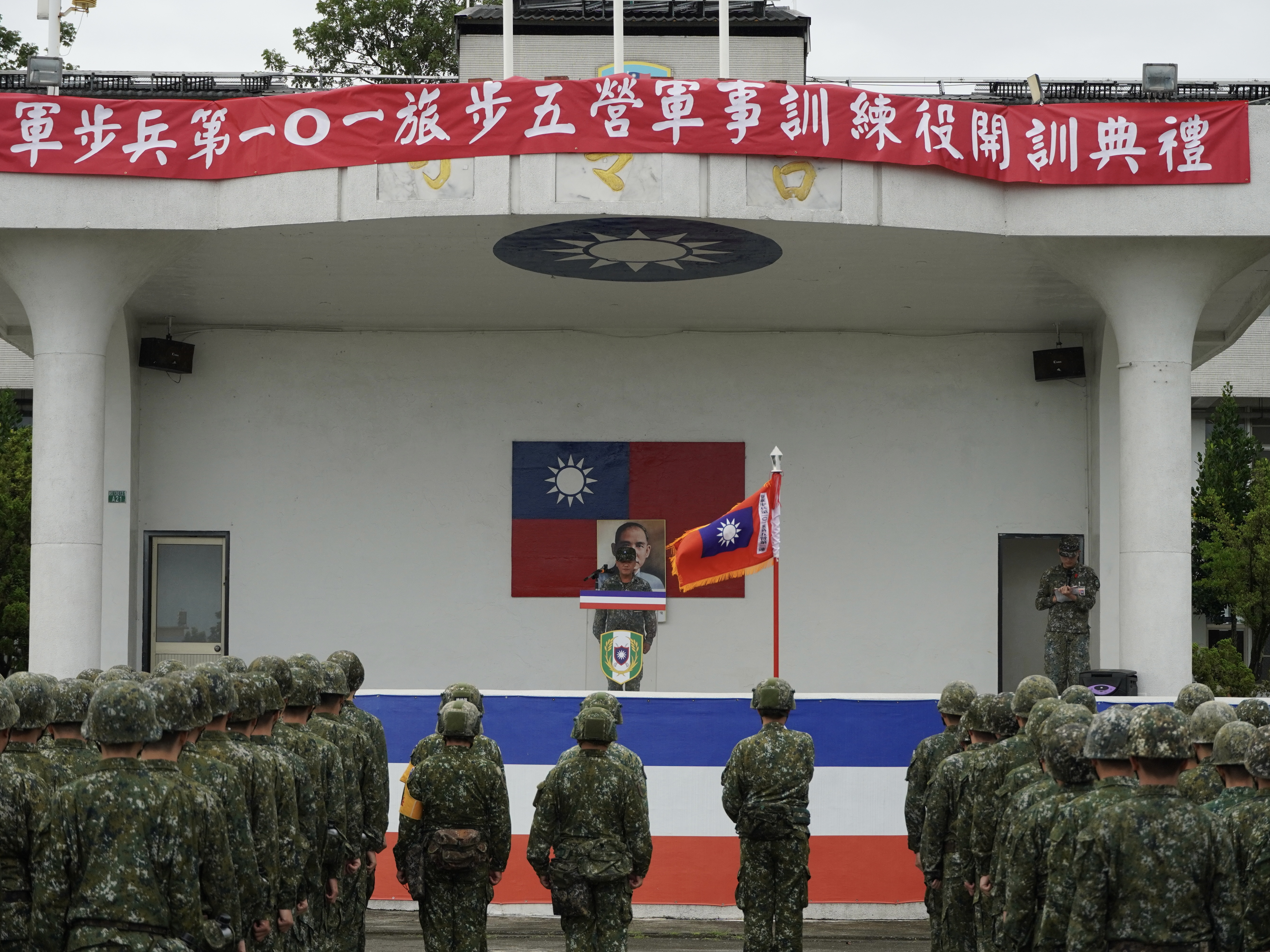 101旅辦理開訓授槍典禮 新兵正式展開軍旅生活